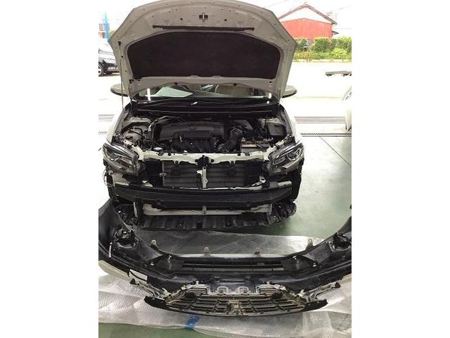 トヨタ　プレミオ　フロント部分鈑金修理