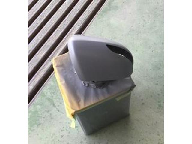 ホンダ　フィット　右回り鈑金修理　①