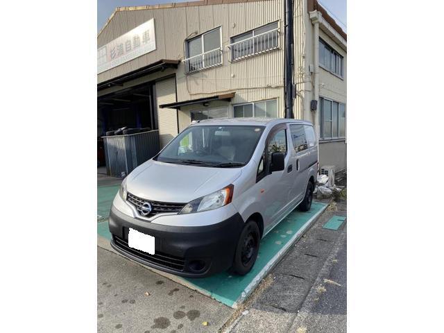 日産NV200バネット　ラプターライナー　ヘッドライト塗装
サイドガラス塗装　碧南市西尾市高浜市安城市刈谷市岡崎市