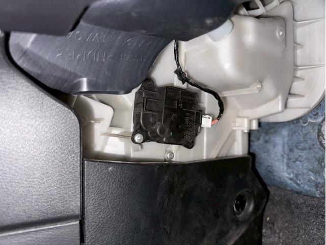 日産 セレナ eパワー エアコン修理 エアコン不良 コンプレッサー 交換 エアミックスアクチュエーター 交換 愛知 一宮 岐阜 稲沢 江南 名古屋