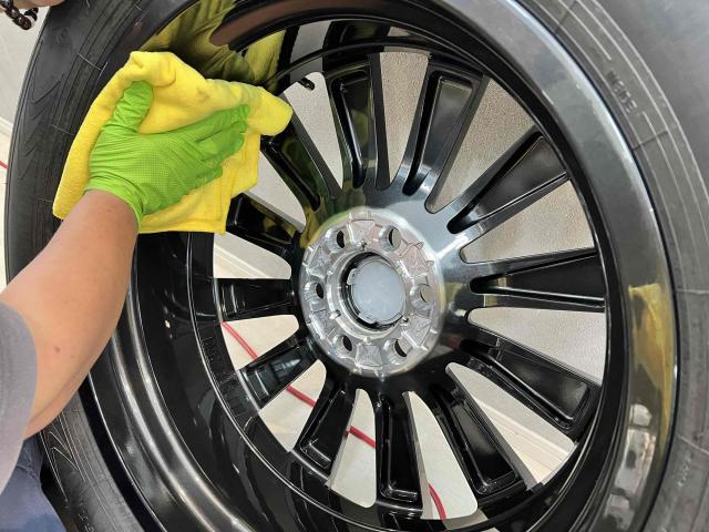 レクサス　GX550　新型　NA3セラミックコーティング　ガラスコーティング　ホイールコーティング　ボディコーティング　ポリッシュ　研磨　洗車　愛知　岐阜　一宮　稲沢　江南　名古屋