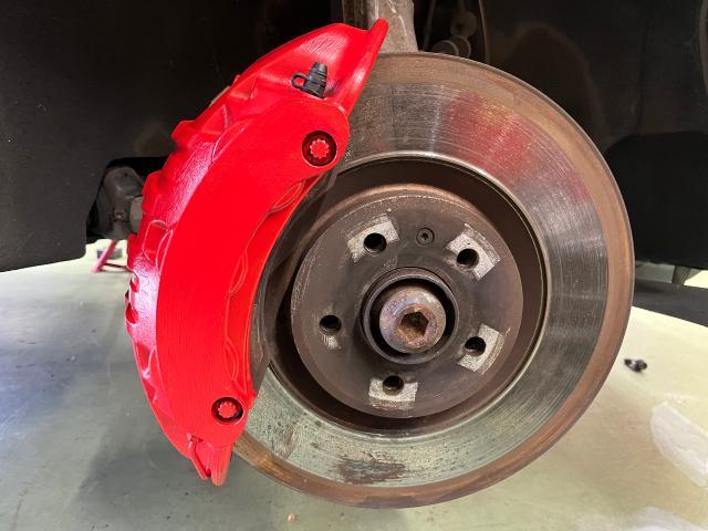 ポルシェ　マカン　塗装　キャリパー塗装　錆落とし　ヘッドライトクリア塗装　愛知県西尾市　