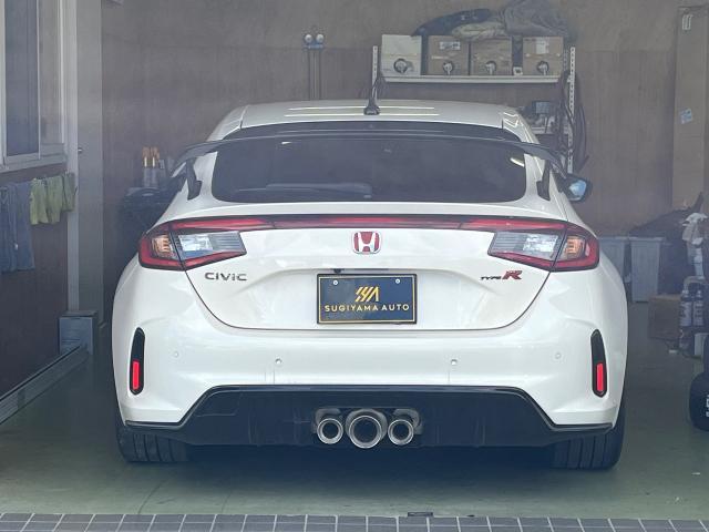 ホンダ　シビック タイプR　タイヤ交換　FL5　265/30r19　愛知県西尾市　タイヤパンク　レッカー依頼　レンタカー　