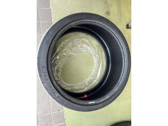 ホンダ　シビック タイプR　タイヤ交換　FL5　265/30r19　愛知県西尾市　タイヤパンク　レッカー依頼　レンタカー　