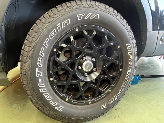 フォード　エクスプローラー　塗装　キャリパー塗装　錆落とし　愛知県西尾市　輸入車大歓迎　輸入車整備受付　