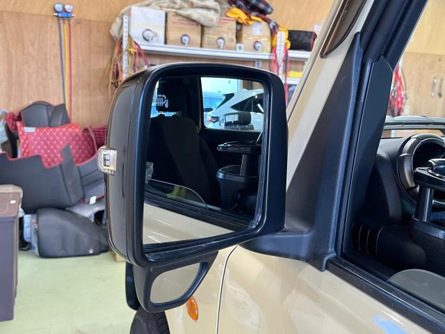 スズキ　ジムニー　ミラー交換　JB64W　ドアミラーカバー交換　ドアミラーレンズ交換　ドアミラーウィンカー取替　レッカー依頼