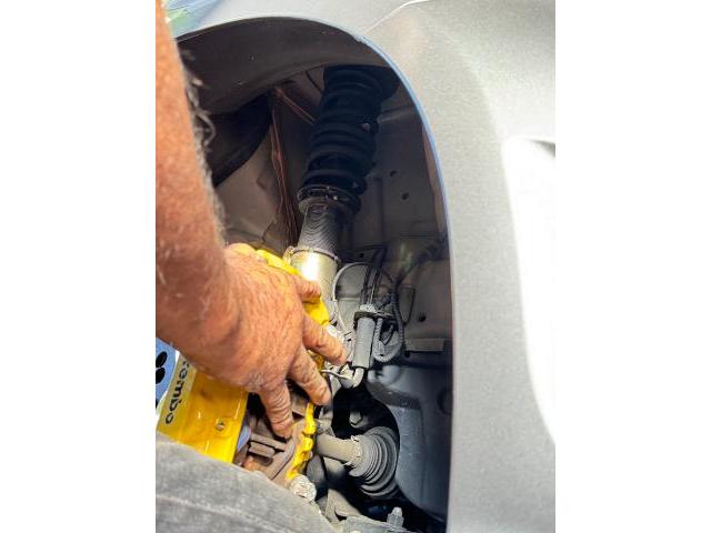 アバルト　アバルト５９５　バネ付け替え 大日本スプリング 名古屋市緑区