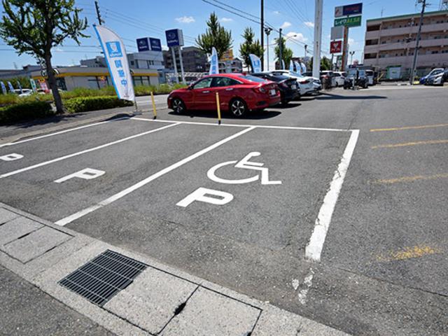 ホンダカーズ岐阜中央　岐阜東バイパス店(3枚目)