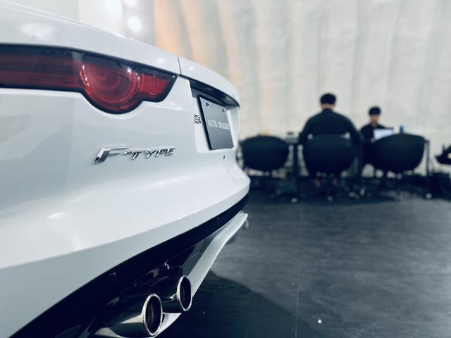 ＡＵＴＯ ＤＥＡＬＥＲ ＣＥＮＴＲＡＬ オートディーラーセントラル 輸入車専門店 サービス紹介の6つ目