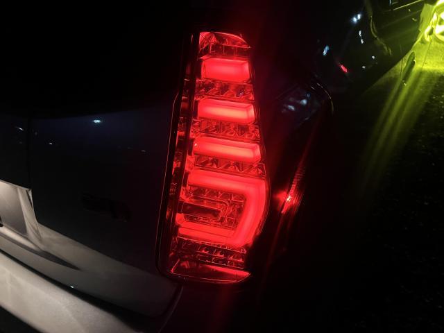 プリウスα LEDテールランプ交換 ライトバータイプ|グーネットピット プリウスα LEDテールランプ交換 ライトバータイプ|グーネットピット