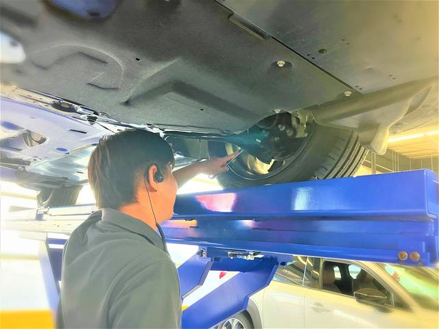 車体の下側・普段見れない部分まで