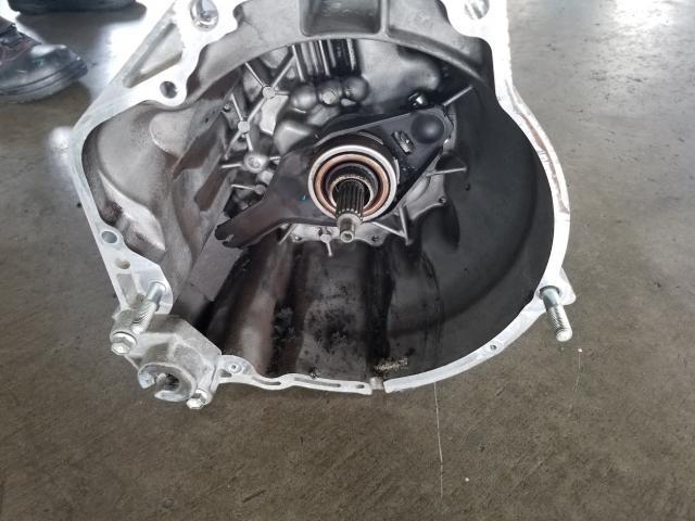 スズキ　ジムニー　変速時振動がする　クラッチO／Hのご依頼