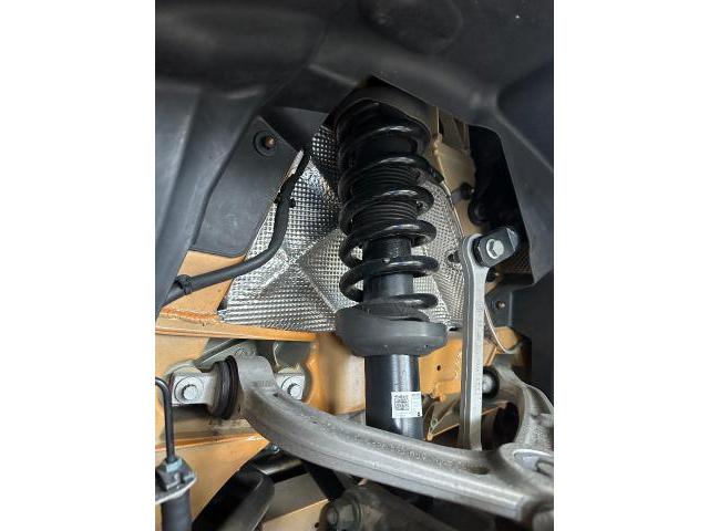 ランボルギーニ　ウラカン　サスペンション・足回り修理・整備　自社コーティング　輸入車　板金塗装　リペア　車検整備　カスタム　大垣市　羽島市　岐阜市