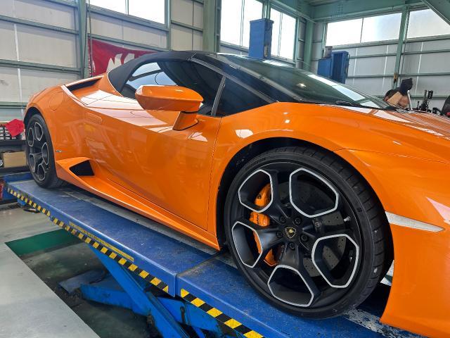 ランボルギーニ　ウラカン　サスペンション・足回り修理・整備　自社コーティング　輸入車　板金塗装　リペア　車検整備　カスタム　大垣市　羽島市　岐阜市