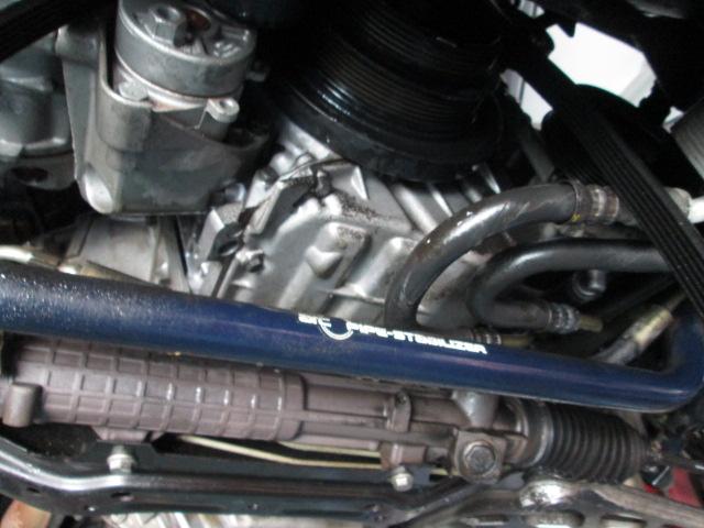 BMW 330Ci（E46）：オイル漏れ修理【 輸入車の車検、点検、整備は創業48年のオートリーゼンにお任せ下さい】