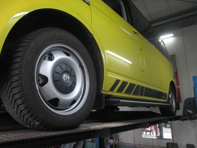 VW T6カリフォルニア ビーチ：エンジンオイル交換【 輸入車の車検、点検、整備は創業48年のオートリーゼンにお任せ下さい】