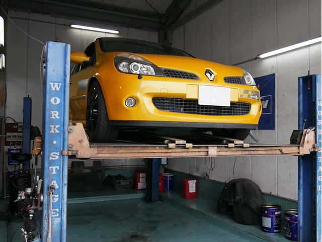 Renault Clio F1 TEAM R27 車検整備
