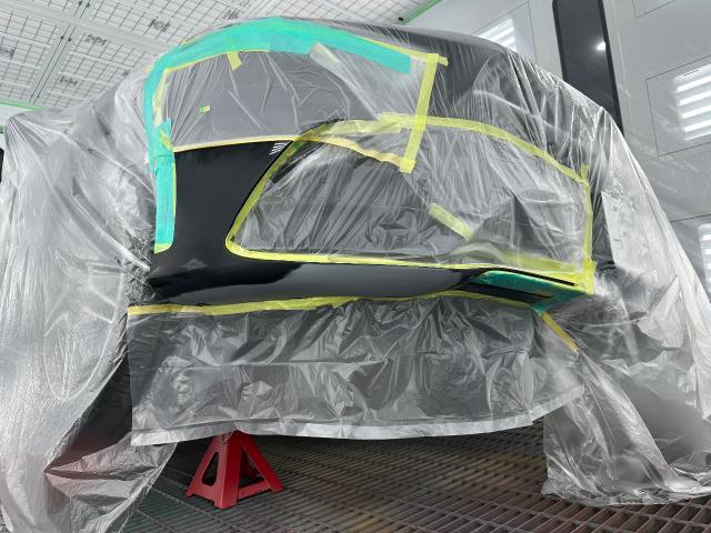 メルセデスベンツ　Aクラス　フロントバンパー　傷　修理　塗装
すり傷　