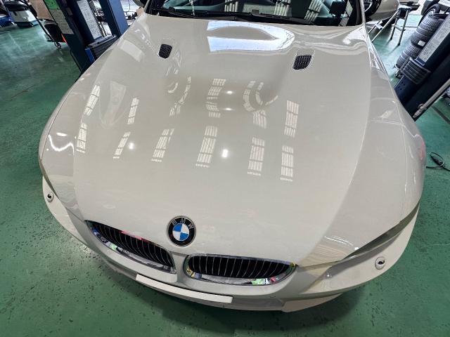 BMW M3 フロントバンパー ボンネット フロントフェンダー 飛び石傷修理 塗装 凹み 板金