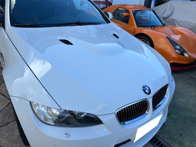 BMW M3 フロントバンパー ボンネット フロントフェンダー 飛び石傷修理 塗装 凹み 板金