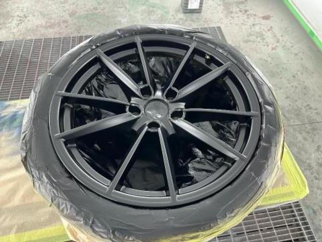 ポルシェ　カレラ911  リアホイール　傷修理　塗装　992 マットブラック　ホイール塗装　