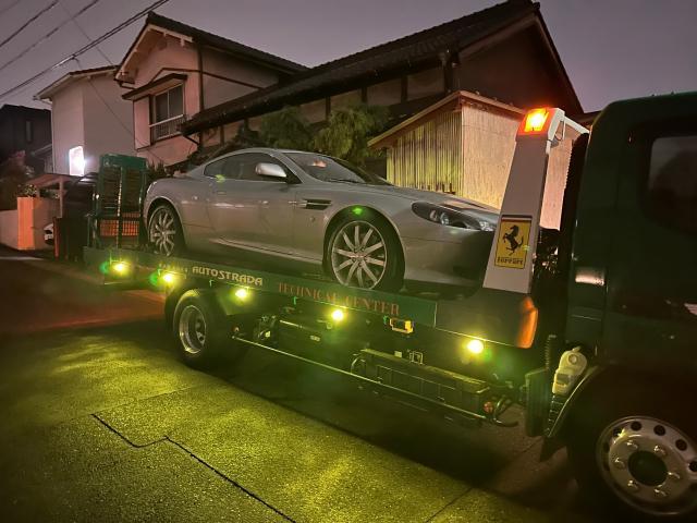 アストンマーティン　DB9 フロントフェンダー　フロントバンパー　交換　修理　塗装　鈑金