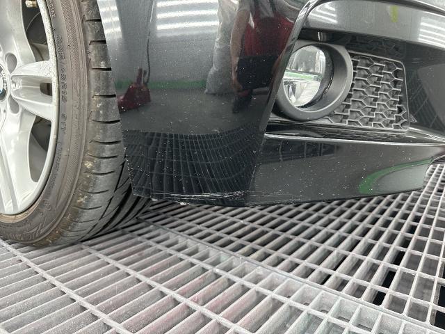 BMW 320i フロントバンパー キズ 修理 塗装 岐阜市 板金