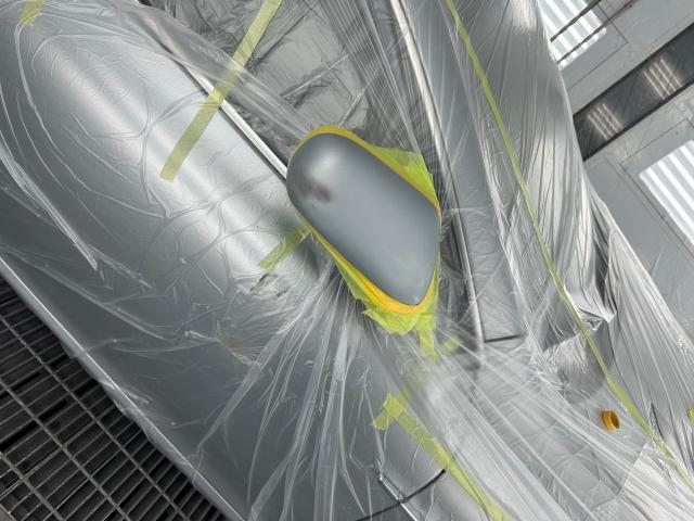 アストンマーティン DB9 フロントバンパー フロントフェンダー ドアミラーカバー キズ・へこみ直し 岐阜市 輸入車 鈑金 塗装