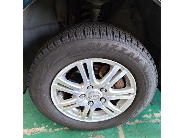 トヨタ　プログレ　ガソリン車用(オイル交換)　オイルエレメント　スタットレスタイヤに付け替え　可児市　御嵩町　美濃加茂市　八百津町　土岐市　瑞浪市　恵那市　中津川市