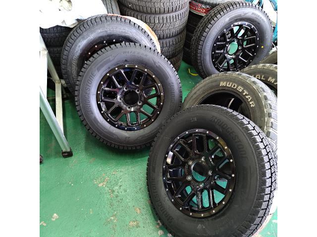 スズキ　ジムニー　ライト・ウィンカー類修理・整備　スタットレスタイヤに組み替え　可児市　御嵩町　美濃加茂市　八百津町　土岐市　瑞浪市　恵那市　中津川市