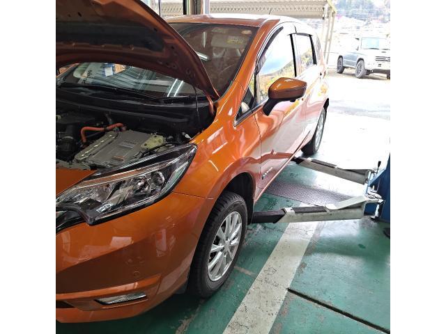 日産　ノート　ライト・ウィンカー類修理・整備　スタットレスタイヤに付け替え　可児市　美濃加茂市　御嵩町　八百津町　土岐市　瑞浪市　恵那市　中津川市