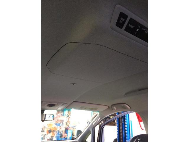 リアモニター取り付け