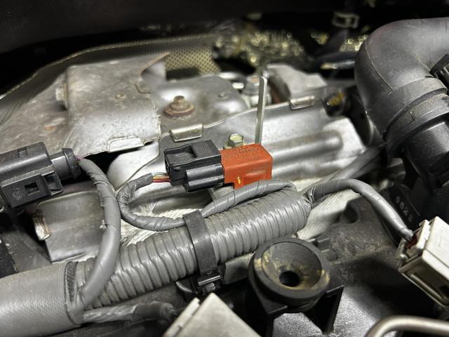 マツダ アテンザ ディーゼル　排気圧センサー異常・エンジンチェックランプ修理