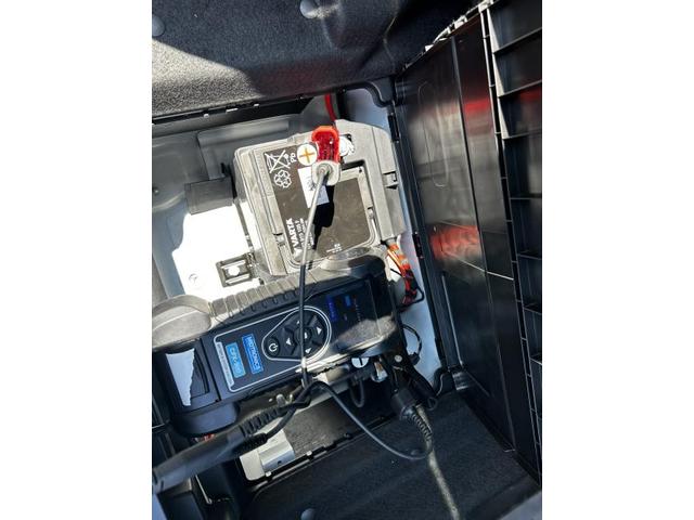 ポルシェ マカン　エンジンチェックランプ点灯とバッテリー診断・交換　AVARTH　岐阜　岐南町