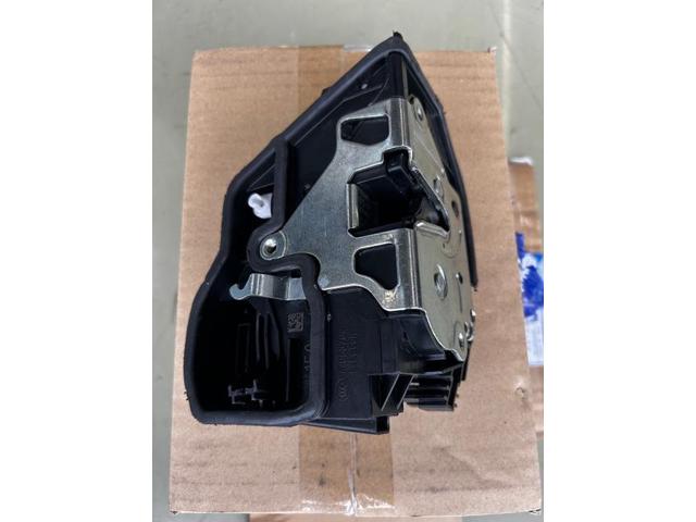 ＢＭＷ　Ｚ４　電装系修理　運転席　ドアロック　施錠開錠できない　リモコンキー反応しない　車修理　車整備　車屋　土岐市　多治見市　東農　バンブーカーズ　BAMBOOCARS