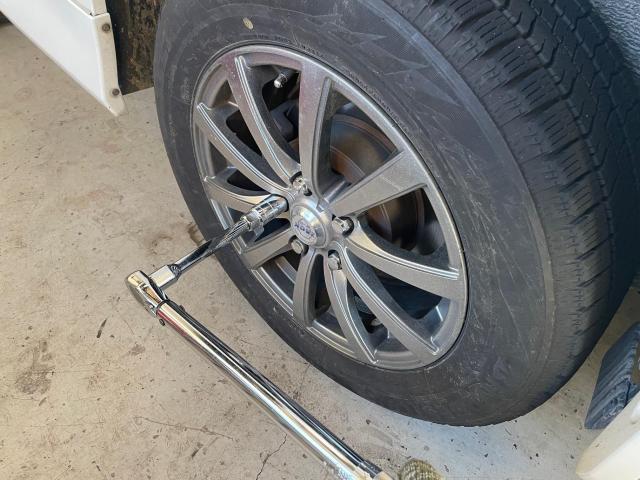 トヨタ　ヴォクシー　ホイール・タイヤ交換　岐阜県　岐阜市　持ち込み　タイヤ交換　脱着　組替　バランス　