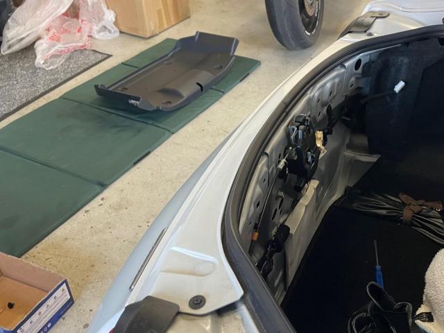 マツダ　ロードスター　ND　ライト・ウィンカー類交換 78ワークス　テールライト　交換　LEDテール　シーケンシャル　持ち込みパーツ　取付　岐阜県　岐阜市