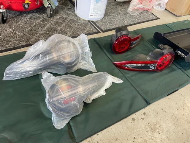 マツダ　ロードスター　ND　ライト・ウィンカー類交換 78ワークス　テールライト　交換　LEDテール　シーケンシャル　持ち込みパーツ　取付　岐阜県　岐阜市