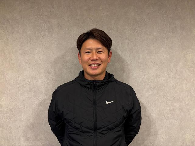 スタッフ紹介3