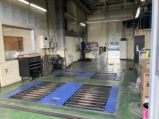【サービス工場】