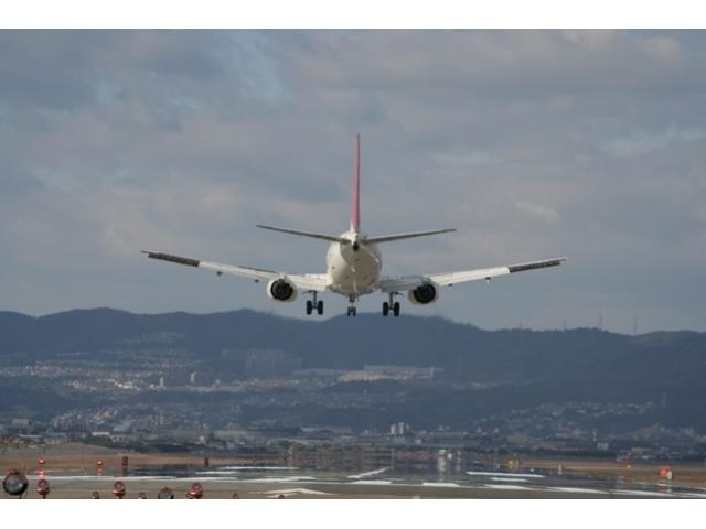 ハイエースにアルヴェルシート施工ロイヤルリムジン