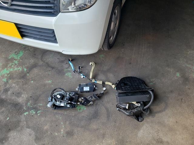 ルークス パワースライドドアモーター交換での入庫です。|グー ルークス パワースライドドアモーター交換での入庫です。|グー
