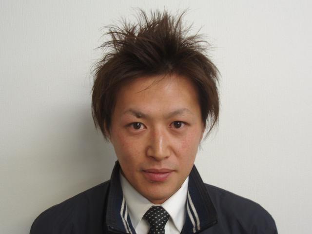スタッフ紹介1