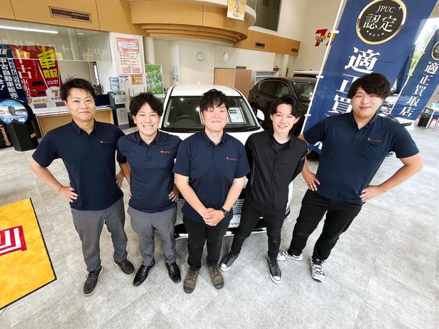 スタッフ紹介1