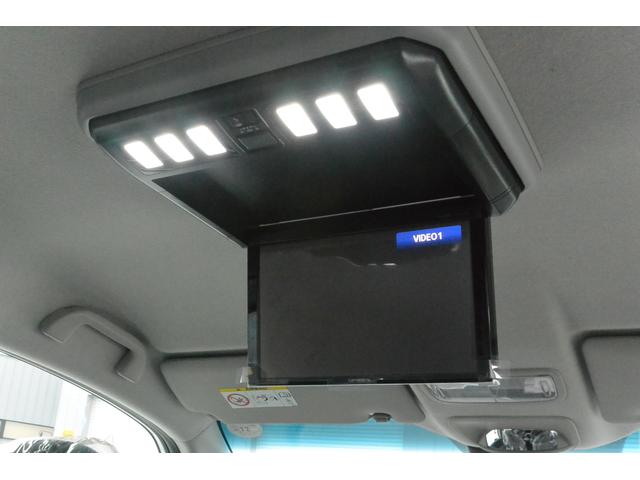 新車　フリード　ナビ・フリップダウンモニター取付　ノックスドール施工