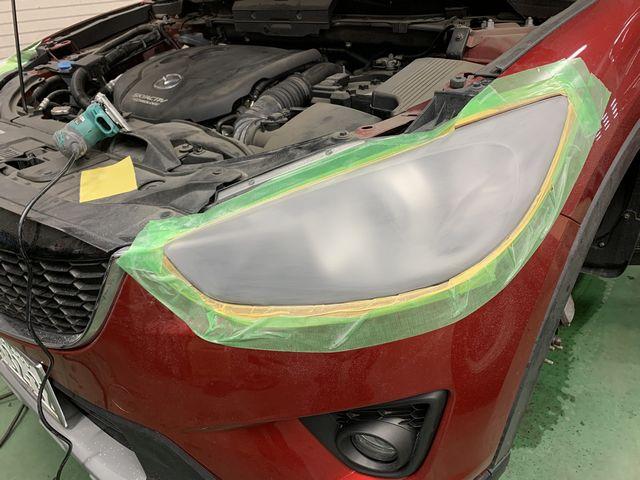 マツダ　ＣＸ－５　ＬＤＡ－ＫＥ２ＡＷ　ヘッドライトスチームコート　ヘッドライトレンズ　磨き