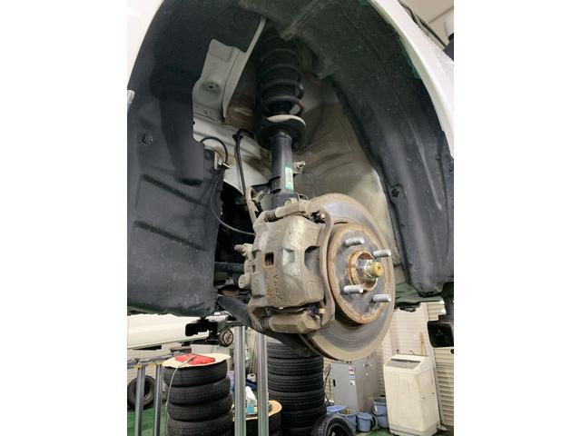 DAA-SNE12  日産　ノート　EーPOWER　X　FOUR　下廻り　防錆　塗装　スリーラスター　施工