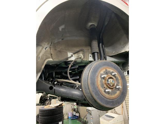 DAA-SNE12  日産　ノート　EーPOWER　X　FOUR　下廻り　防錆　塗装　スリーラスター　施工