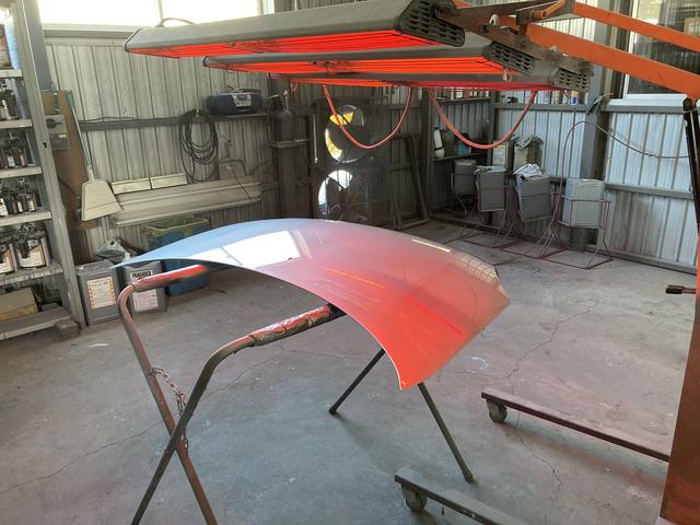 塗装専用ブース完備しております。