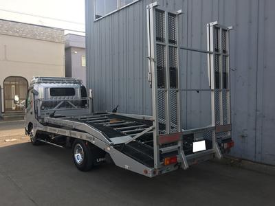 積載車も完備